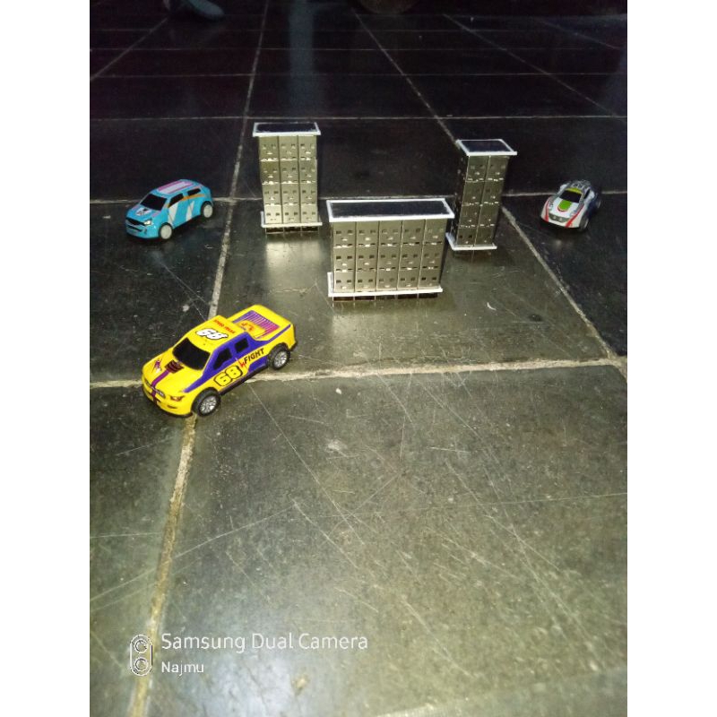 miniatur gedung