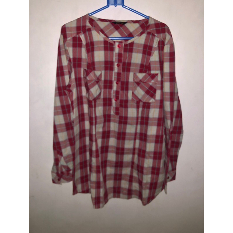kemeja blouse kotak merah tartan
