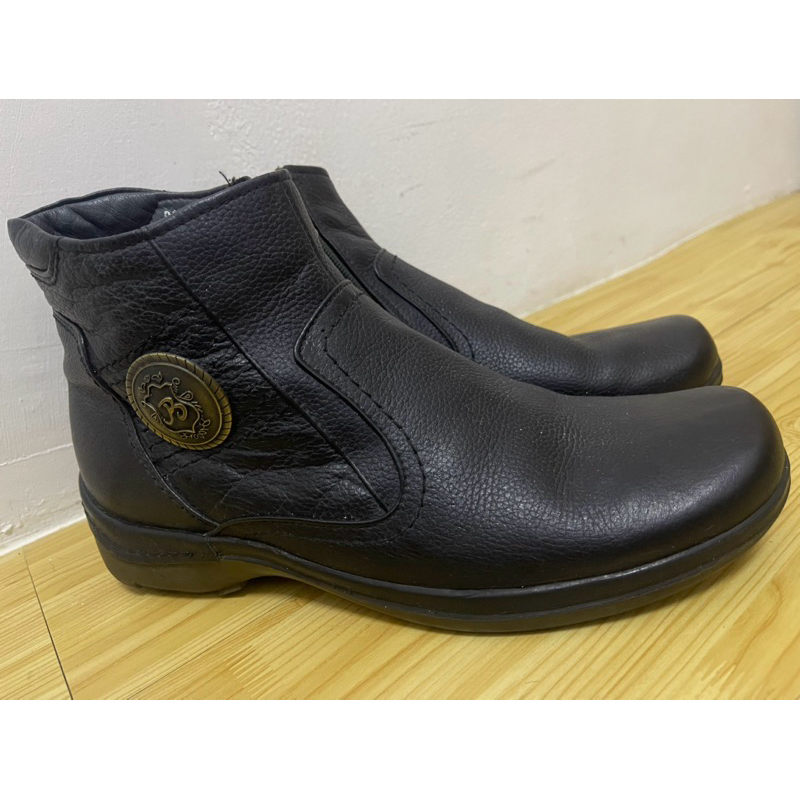 preloved sepatu kulit pria boot / boots sepatu motor merk BUCCHERI