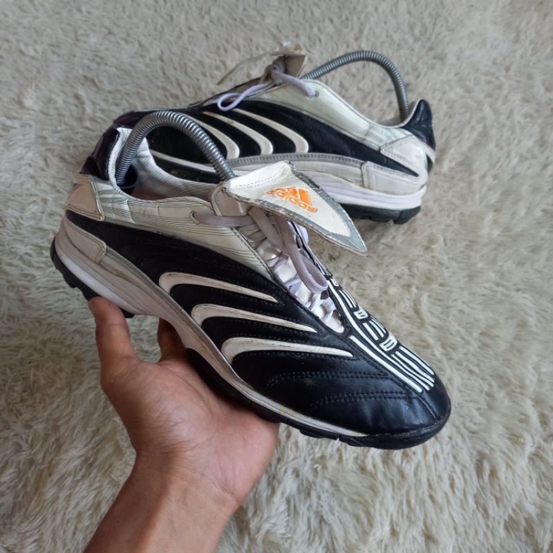 sepatu bola adidas predator powerswerve turf minisoccer futsal second preloved original