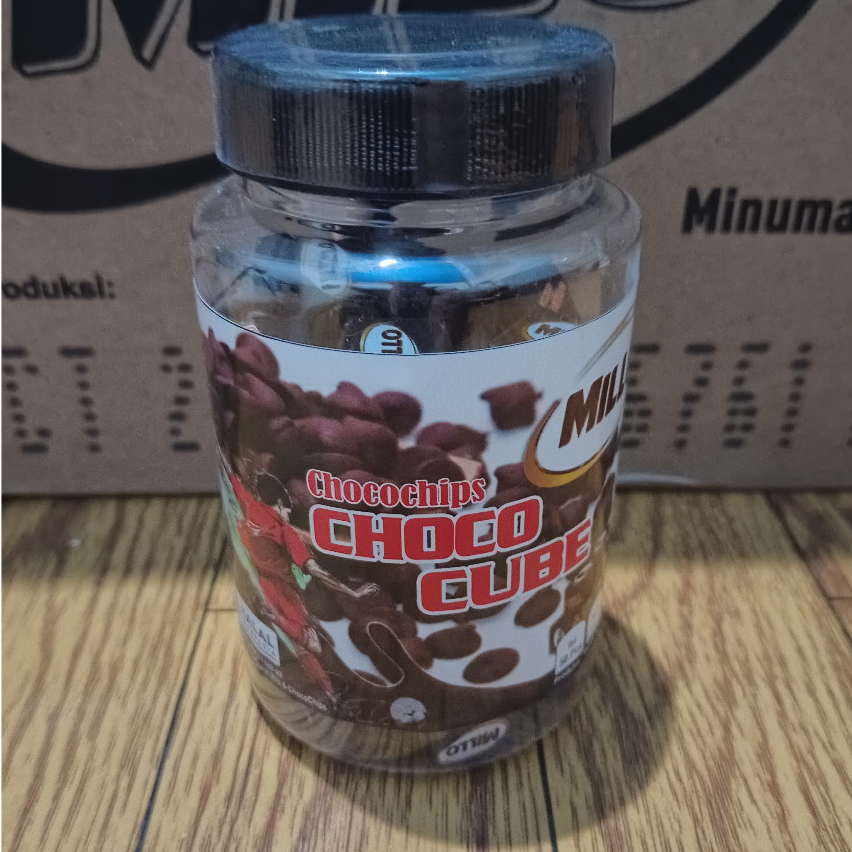 

Millo Cube Lokal Chocochips 1 Toples (Isi 50 Cube)