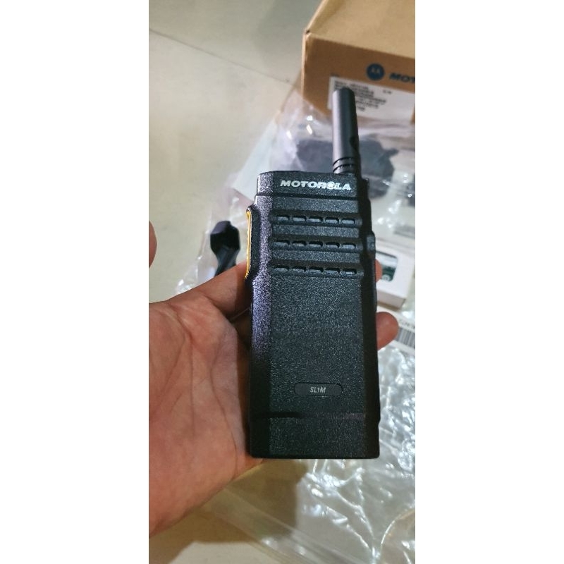 Radio HT Motorola XiR Slim Sl1m VHF LIKE NEW