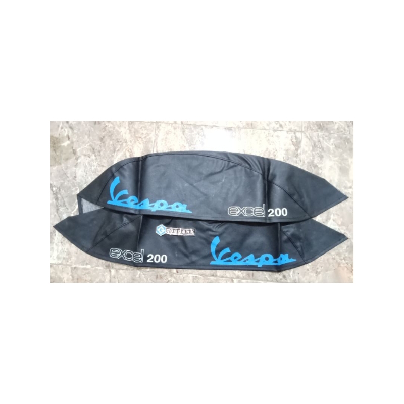 COVER TEPONG VESPA KANAN+KIRI (SEPASANG) COVER TEPONG VESPA EXCEL