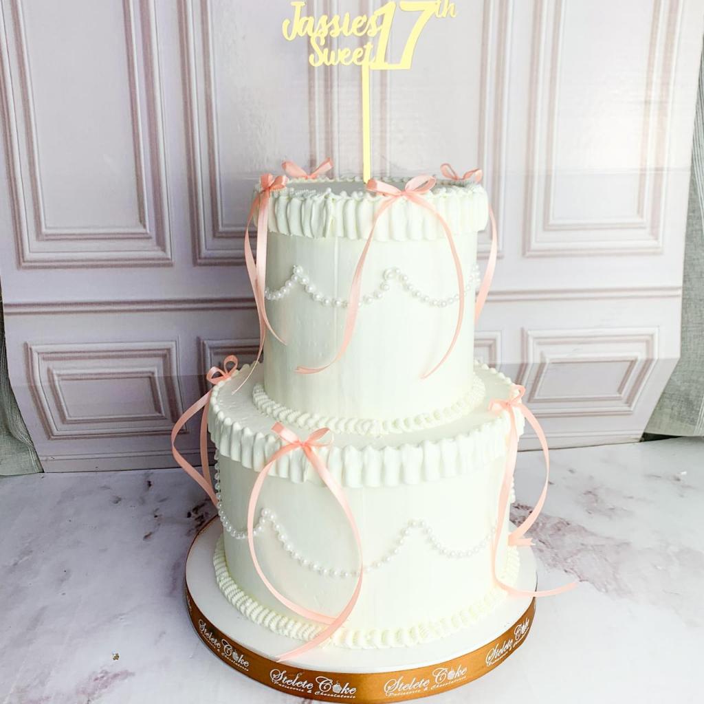 Kue Ulang Tahun/Birthday Cake/Kue Ultah Tema Ribbon Cake/Ribbon 2 Tier/2 Tingkat/Kue Sweet Seventeen