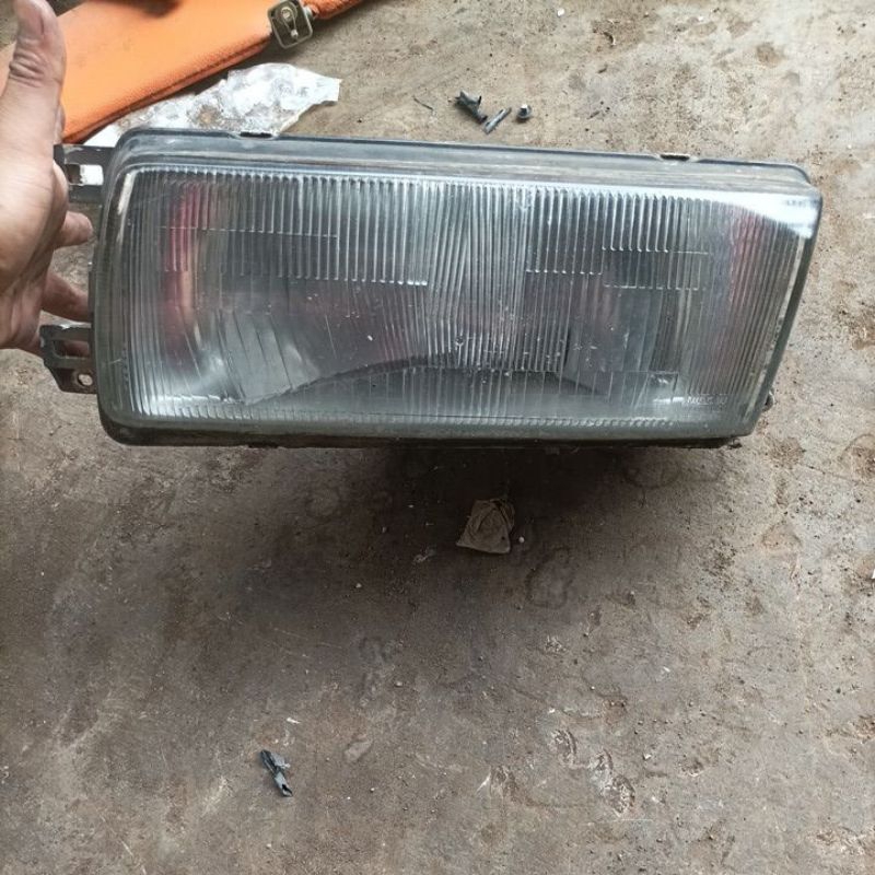 headlamp kiri nissan sentra b13