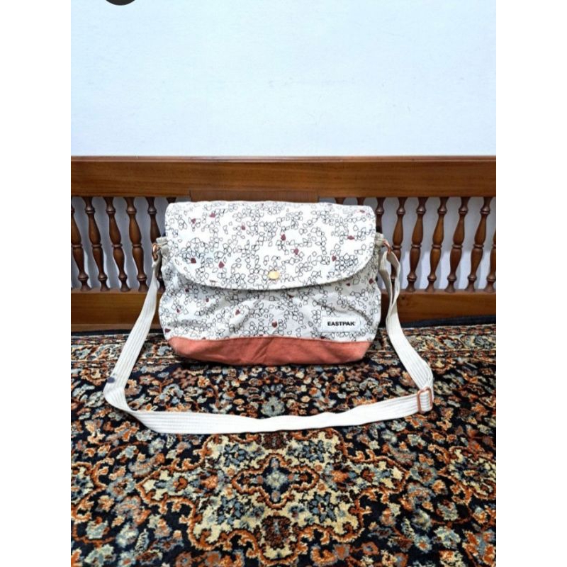 Tas sling bag eastpak