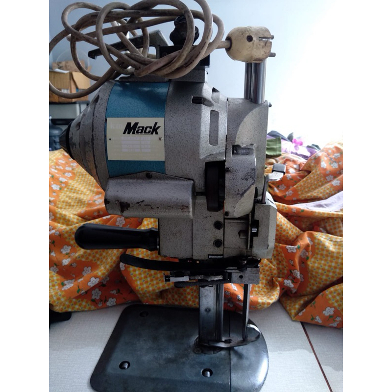 mesin potong kain KM 6 inc