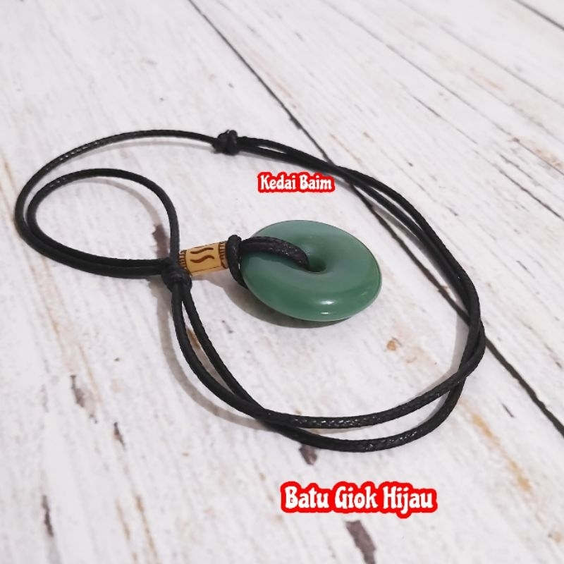 Kalung Tali Bandul Batu Giok Hijau Asli