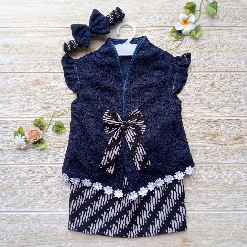 KEBAYA NEWBORN PHOTOSHOOT / KEBAYA BAYI untuk TEDHAK SITEN / Setelan Kebaya Anak Perempuan Reyna war