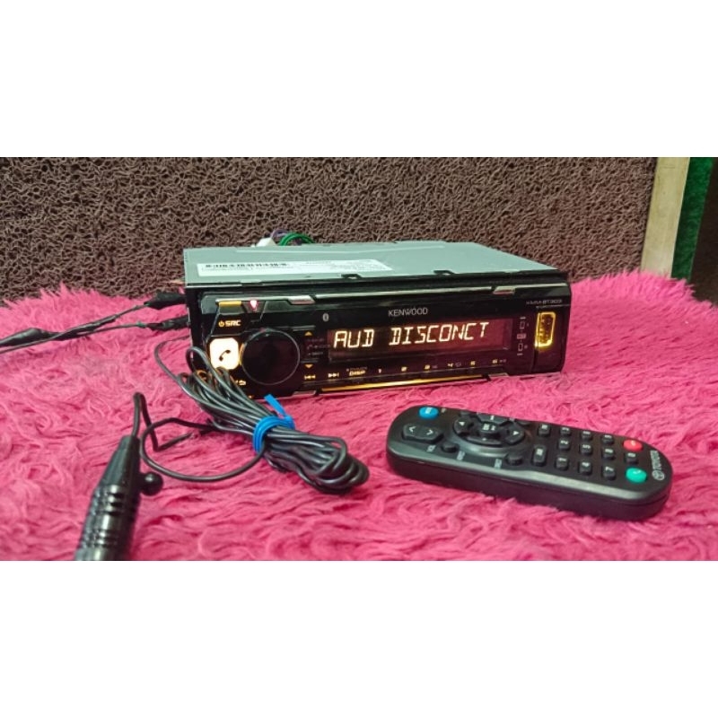 head unit singgeldis kenwood blutoot  KMM-BT303 l