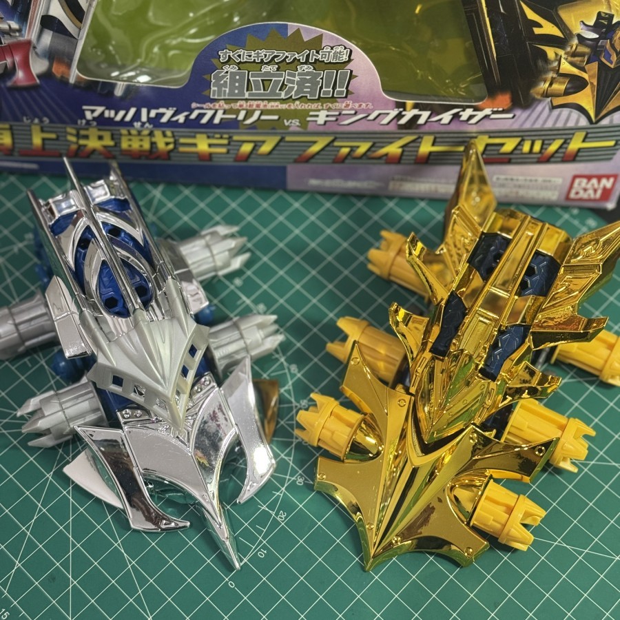 CRUSH GEAR MACH VICTORY - KING KAIZER PLATTED VER BANDAI READYY