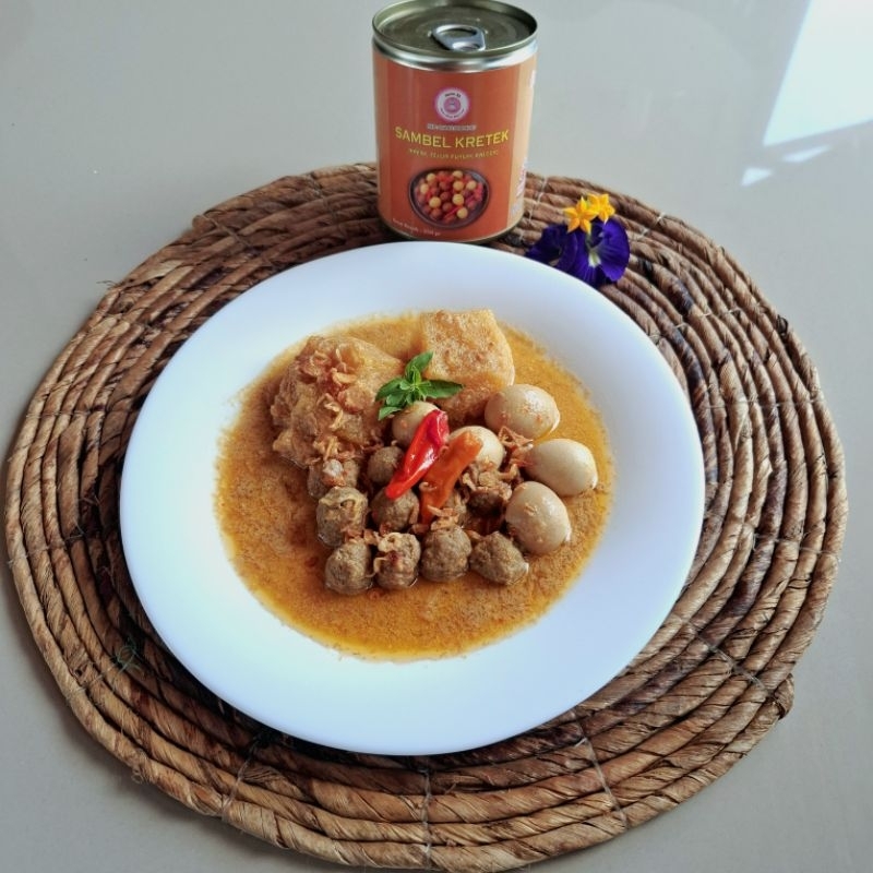

Oleh Oleh Sambel KRETEK (Kreni, Telur Puyuh, Krecek) Khas Jogja Home Made Tanpa Bahan Pengawet 250gr (Free Bubble Wrap)