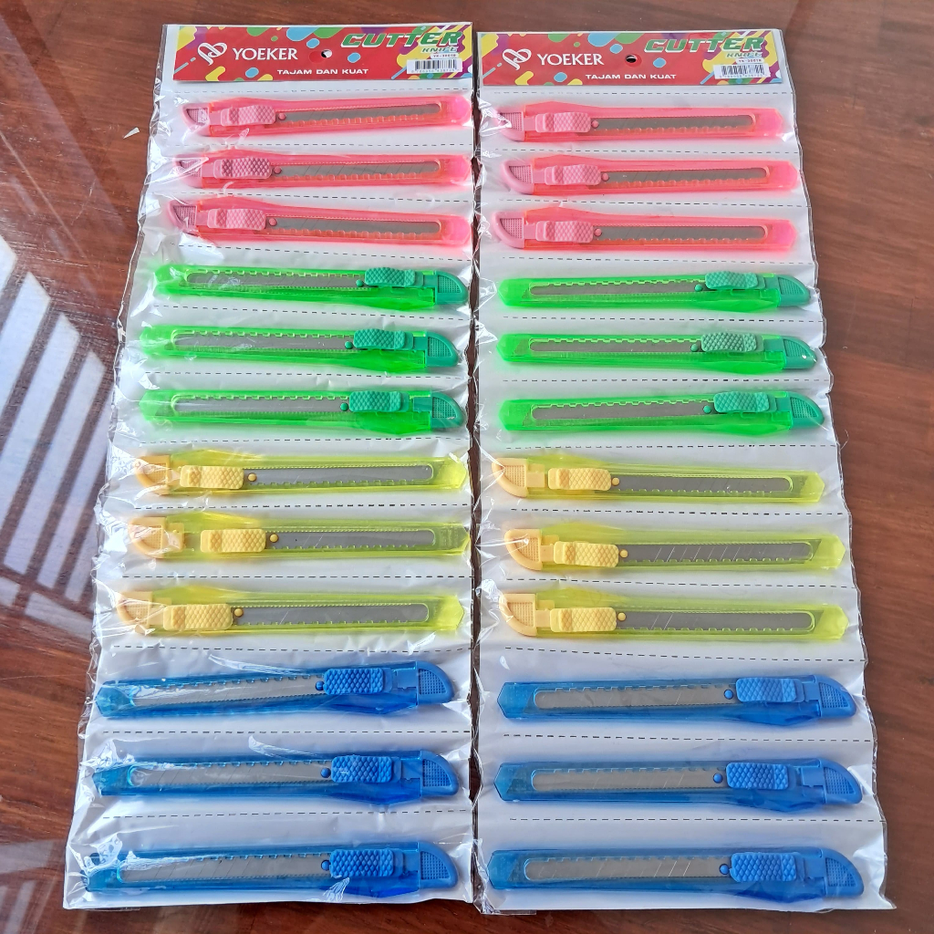 

1 Renteng isi 12 Pcs Cutter Mini YOEKER Tajam & Kuat