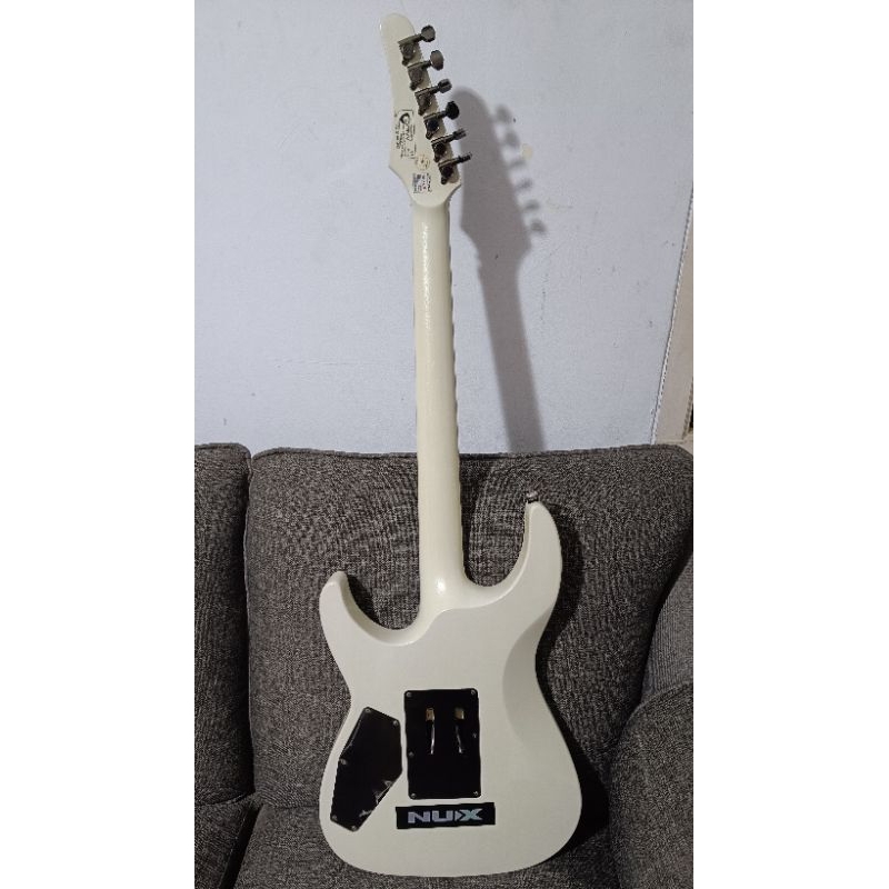 Gitar Samick NSHG 100 FR
