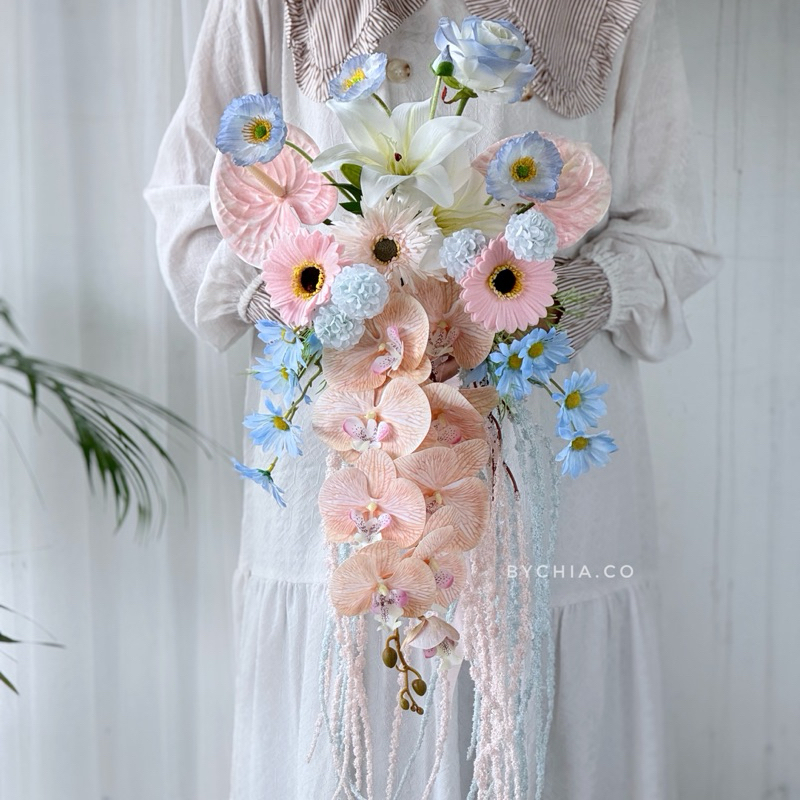 BYCHIA.CO | HAND BOUQUET WEDDING | BUNGA PERNIKAHAN | BUNGA LAMARAN | BUNGA PENGANTIN | BUNGA PREWED