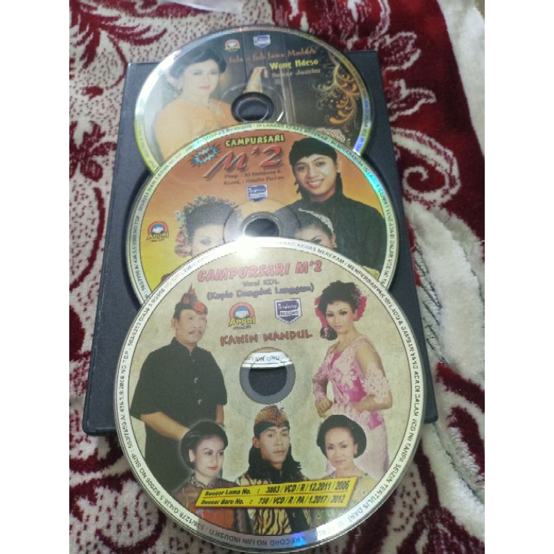 KASET VCD CAMPURSARI M2 & JULA JULI JAWA MADURA TANPA COFER BONUS BOX