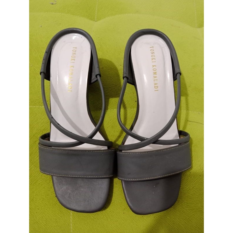 [PRELOVED] Heels Yongki Komaladi sz 38
