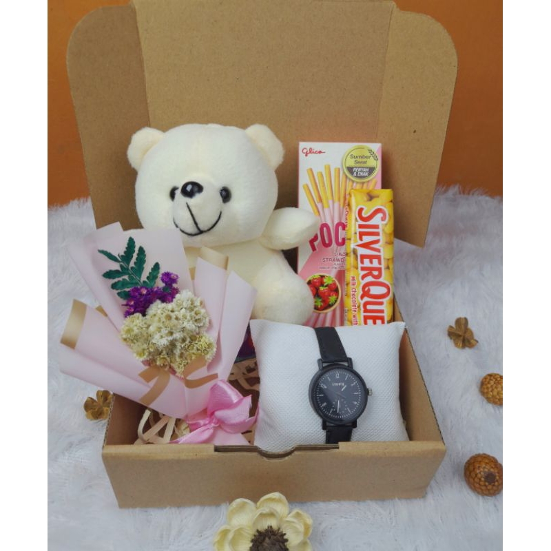 

kado hampers ulang tahun untuk cewek/kado spesial dan aestethic/kado anniversary/kado graduation/cocok untuk segala acara