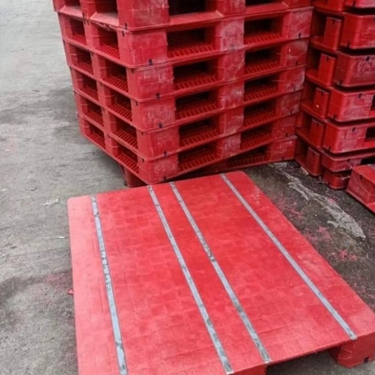 

KODE H53L palet plastik plat 12x1x16