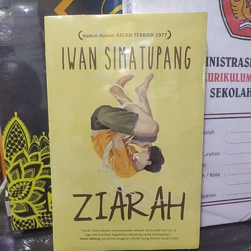 Iwan Simatupang ZIARAH Hadiah Roman Asean Terbaik 1977