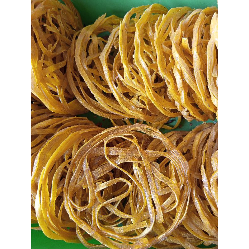 Kerupuk Mie Kuning  Asinan Khas Bogor mentah