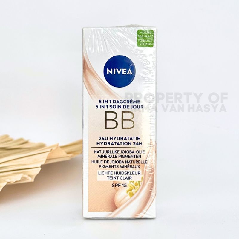 RB NIVEA BB CREAM 24H Hydration Dengan Jojoba Oil, Vitamin E, dan Pigmen Mineral