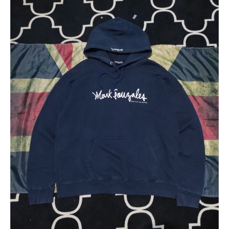 Hoodie Mark Gonzales