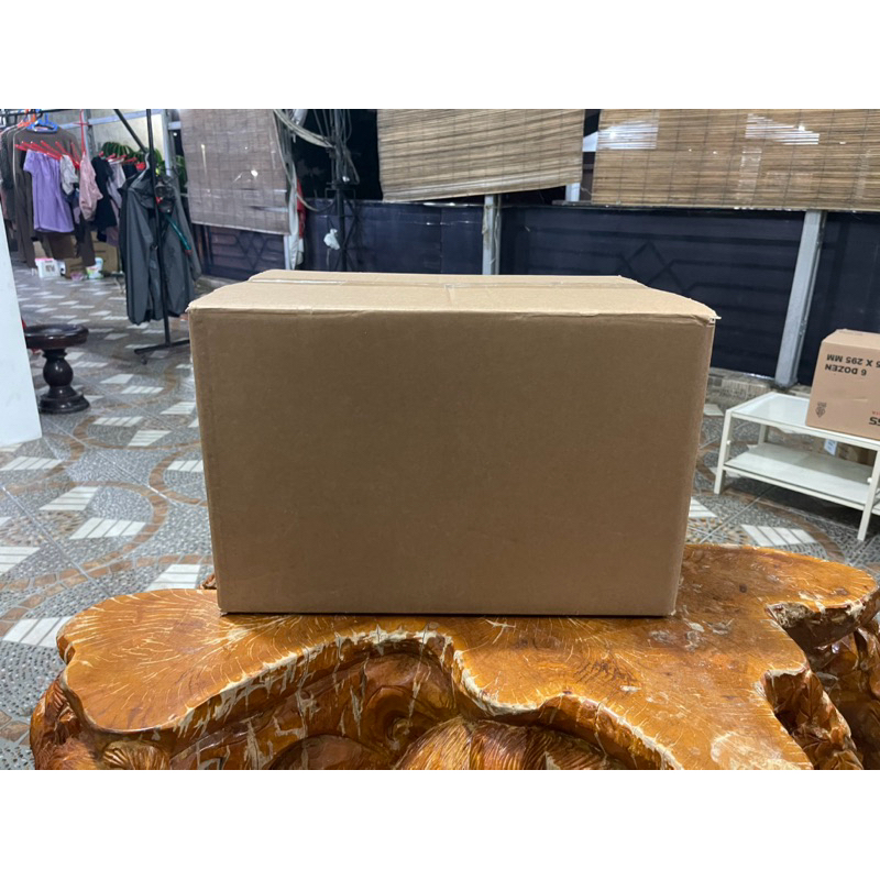 

Kardus 44 cm x 31 x 29 cm (500) Bekas Enclosure Double Wall