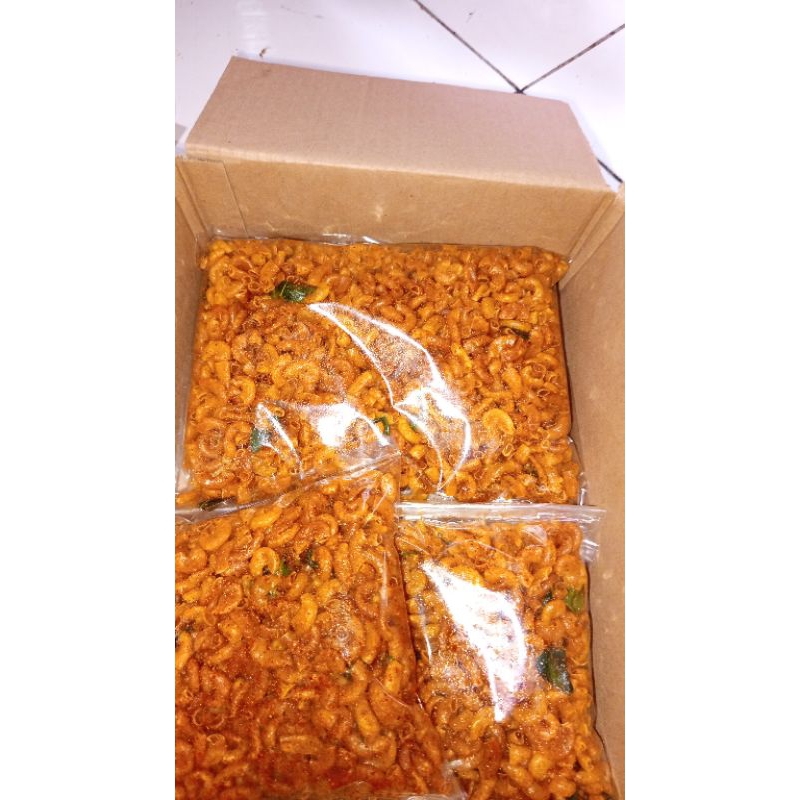 

Makaroni Cikruh daun jeruk