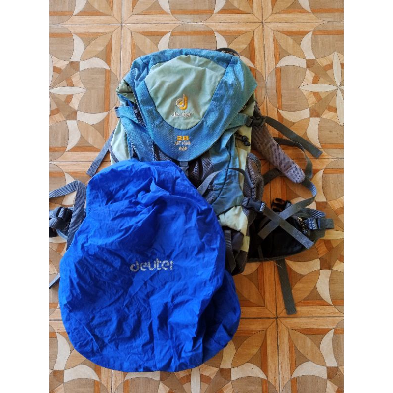 tas deuter act trail 28 sl