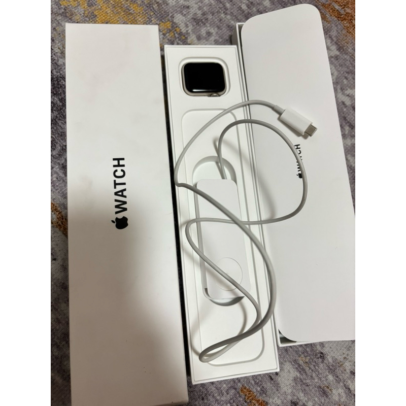 Apple Watch SE (2nd Gen) 40mm Starlight SECOND