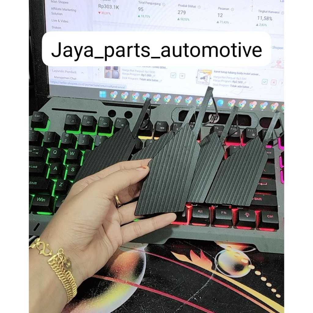 Tutup derek/toing bemper belakang avanza/xenia 2022 original