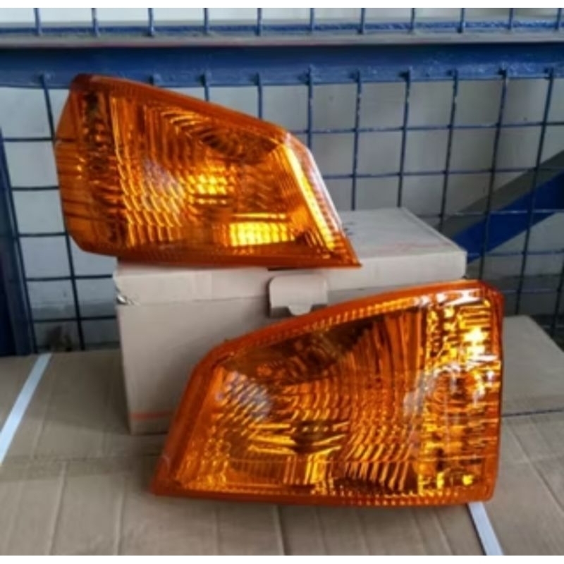 LAMPU SEN HINO LOHAN FM 500 WARNA AMBER / KUNING ( KIRI)