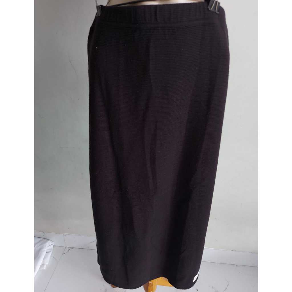 PRELOVED/PL- ROK WANITA-ROK PANJANG WANITA/C0ME/HITAM-POLOS