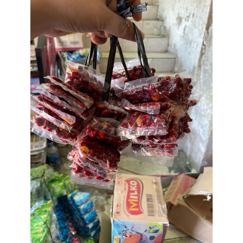 

Kacang Sambal Pedas 1 ikat isi 20bungkus