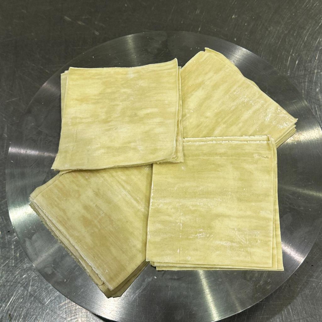 

Kulit Pangsit 10x10 Goreng & Rebus - 500 gram