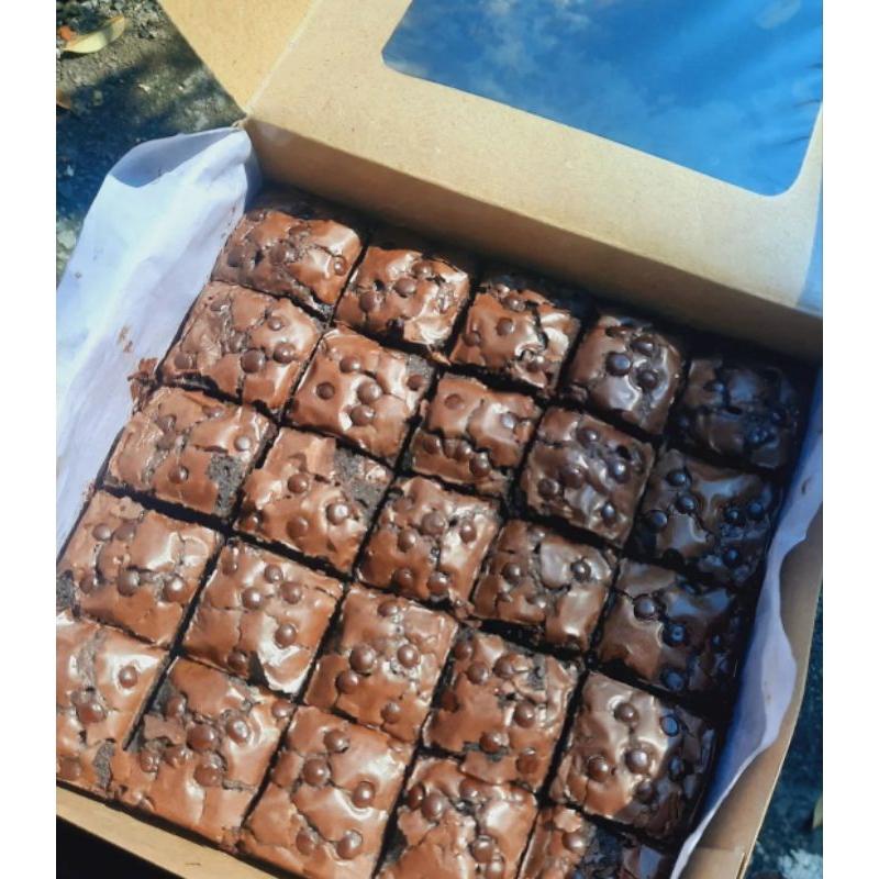 

Fudgy Briwnies Sekat//Chovochip//20x20 Cm
