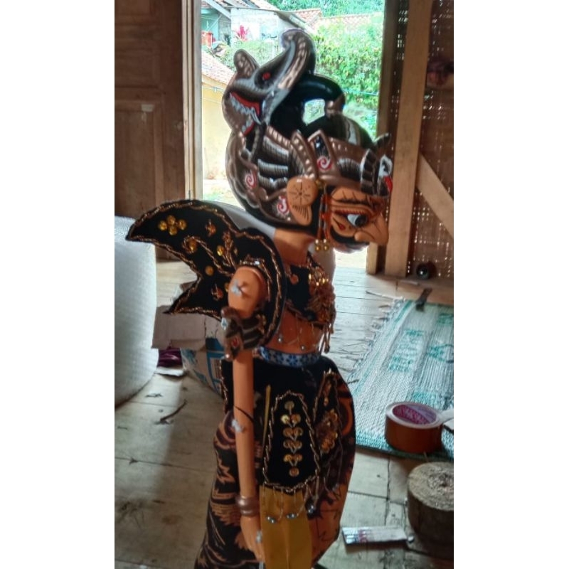 wayang golek Gatot kaca