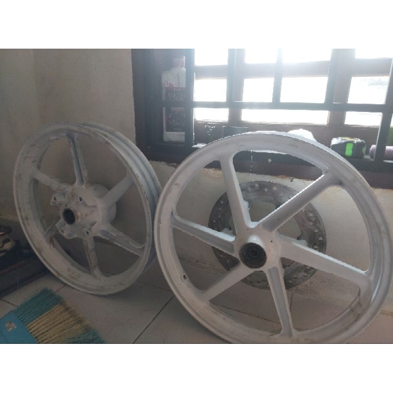 velg cbr old thailand . original honda pnp as ninja