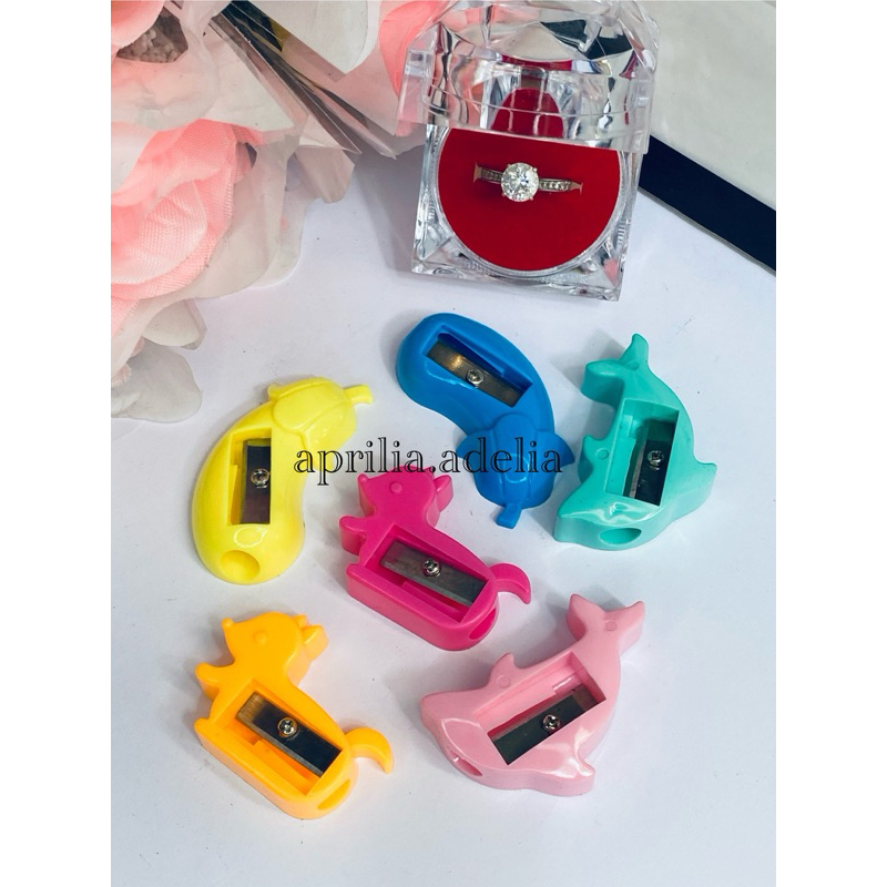 

OROTAN LUCU/RAUTAN KARAKTER/RAUTAN TOPLES