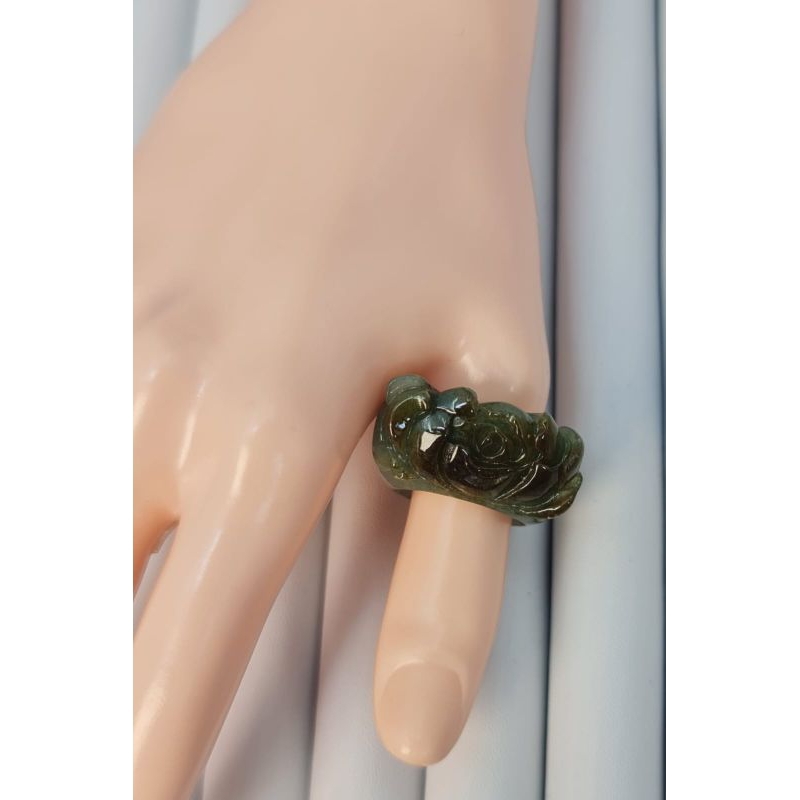 Giok Asli Grade A Cincin lebar ukir bunga peony