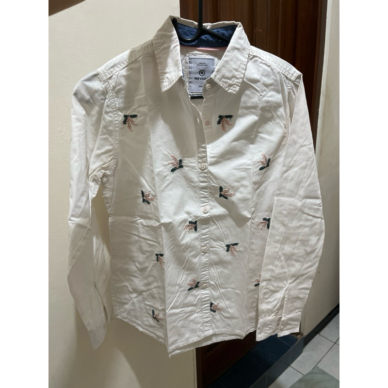 preloved nevada kemeja putih perempuan