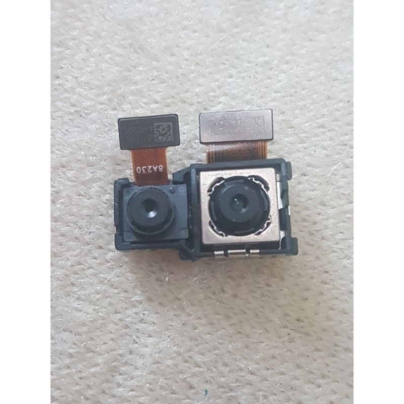 Kamera belakang huawei nova 3i copotan