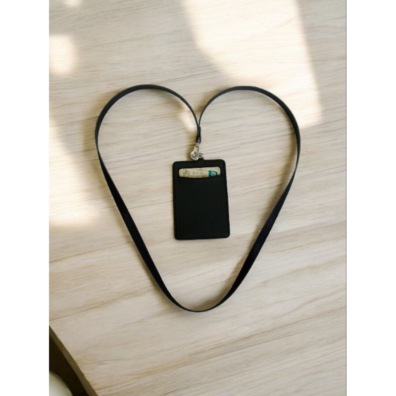 

Name Tag ID Card Kulit Holder NTS084 Name Tag Lanyar Kulit 2 Slot Kartu ID Card Kulit, Name Tag termurah