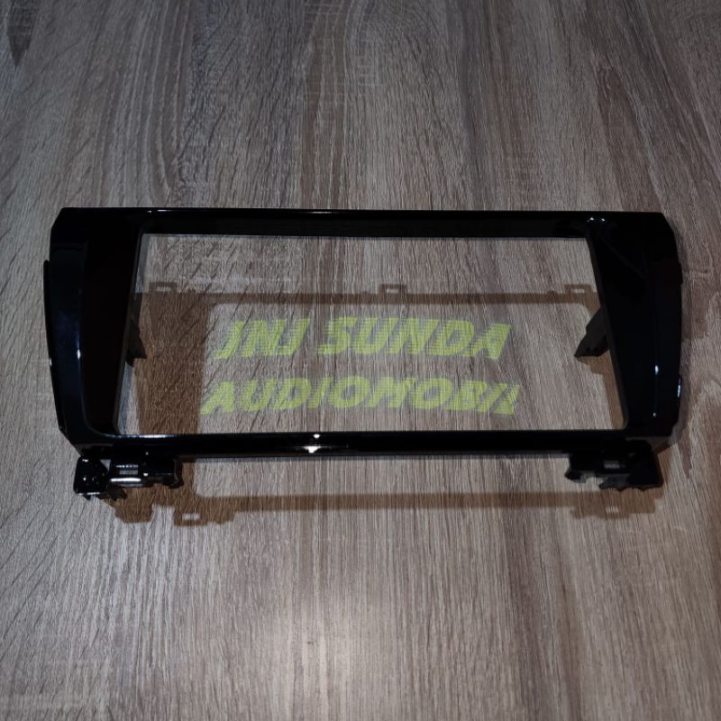 Frame head unit android 7 inch mobil toyota altis 2014-2017