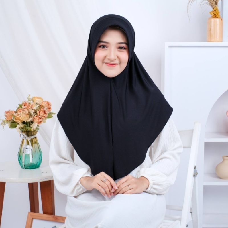 Bergo sport daily Naahda.hijab / Bergo Hamidah M /Hijab jersey premium bergo jersey jersi BLACK/HITA