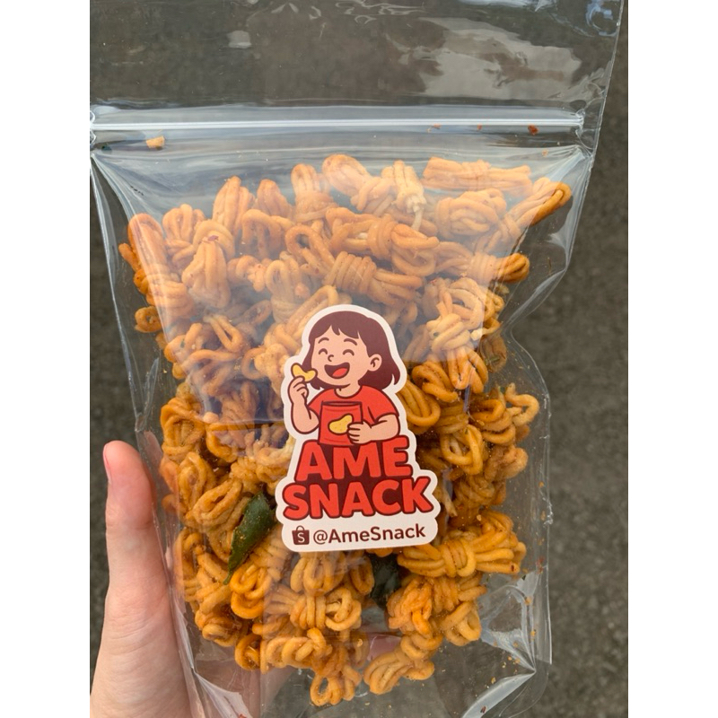 

Mie Gulung Krispi Pedas 250gr | Camilan Kriuk Pedas Nagih