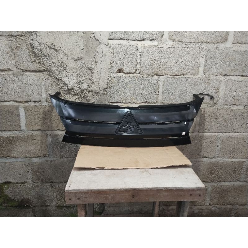 Grill Xpander sport 2021-2022