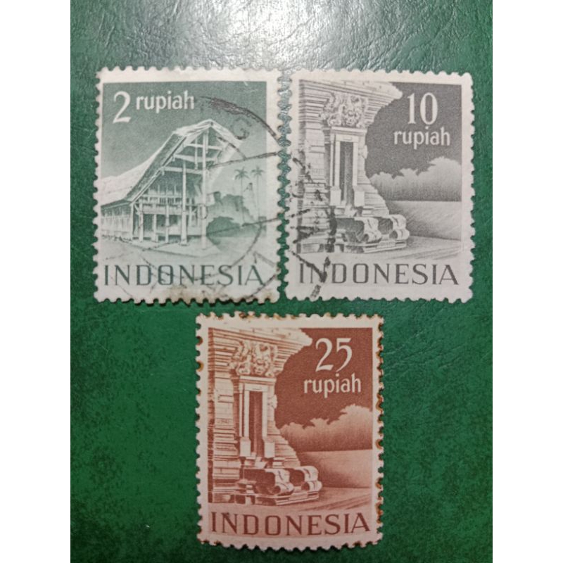 

Prangko Indonesia 3 Pcs Candi & bangunan tahun 1949 USED