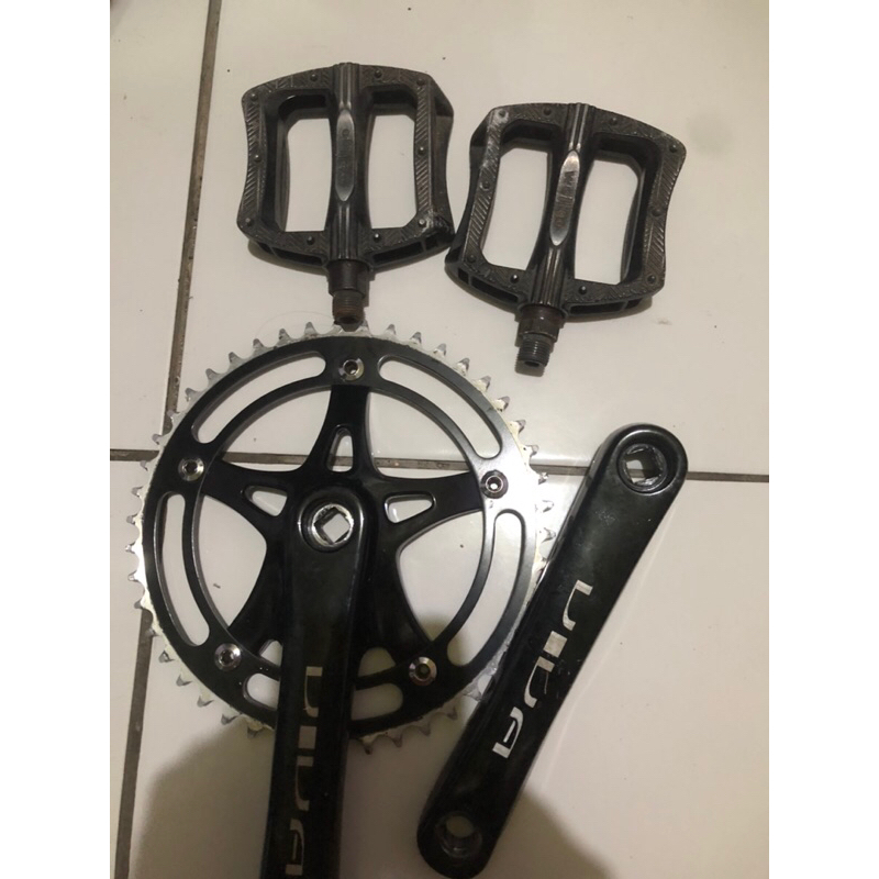 Crank viva 46t hitam